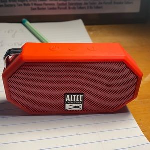 Altec Lansing speaker